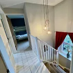 Charming 3 Bedrooms In 펜션