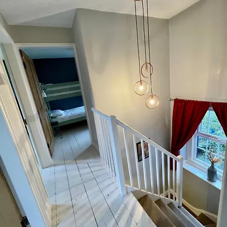 Charming 3 Bedrooms In בית נופש