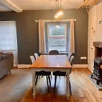 Vakantiehuis Charming 3 Bedrooms In *
