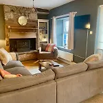 Charming 3 Bedrooms In *